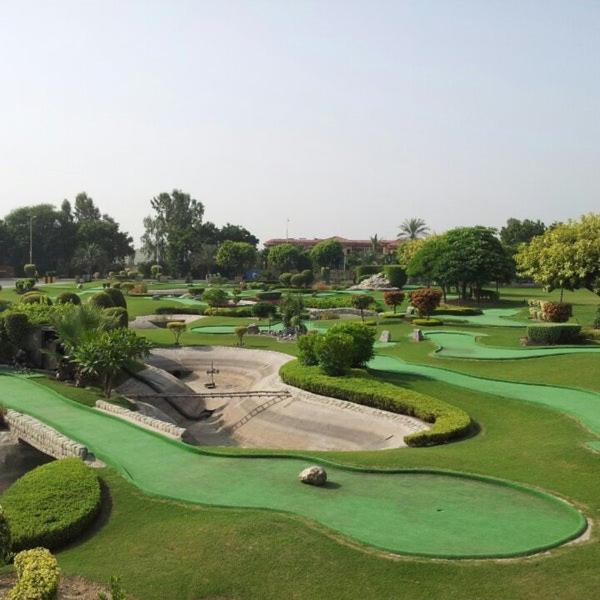 Northern Suites Bahria Town Ravalpindi Kültér fotó