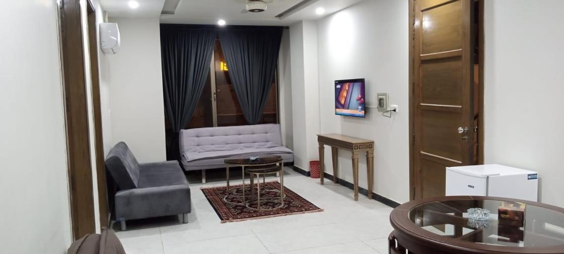 Northern Suites Bahria Town Ravalpindi Kültér fotó