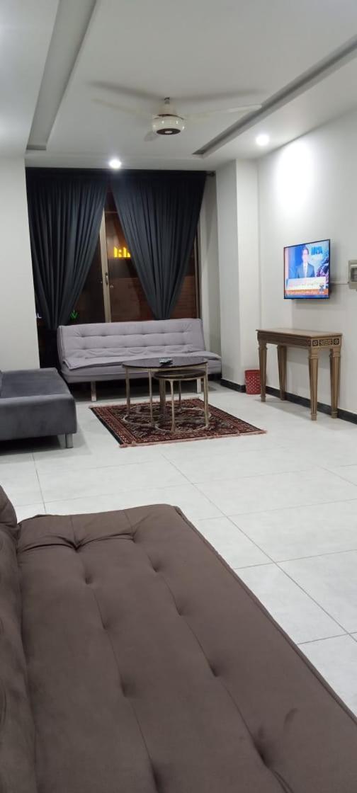 Northern Suites Bahria Town Ravalpindi Kültér fotó