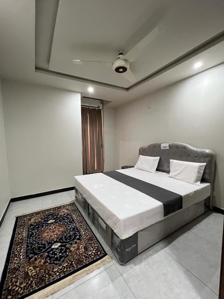 Northern Suites Bahria Town Ravalpindi Kültér fotó
