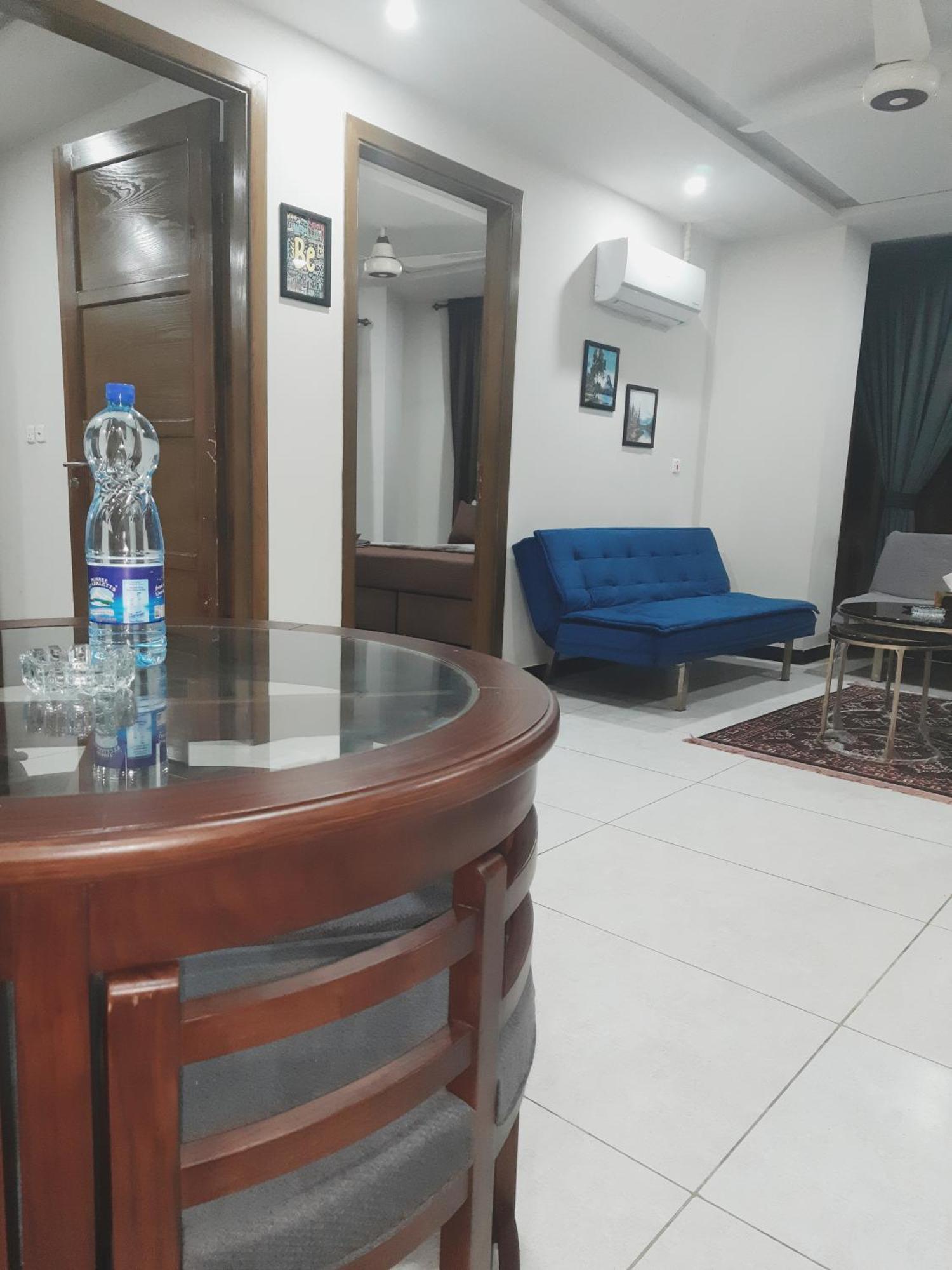 Northern Suites Bahria Town Ravalpindi Szoba fotó